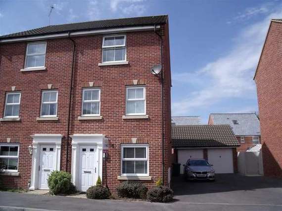 4 Bedroom Town House