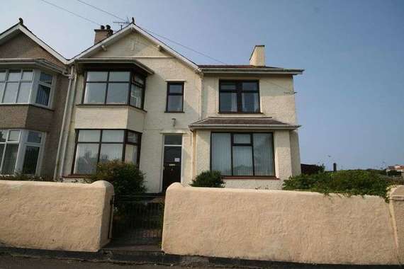 5 Bedroom Semi-Detac...