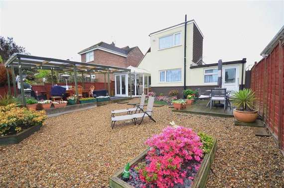 5 Bedroom Bungalow