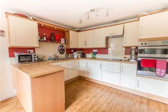 2&nbsp;Bedroom&nbsp;Detached