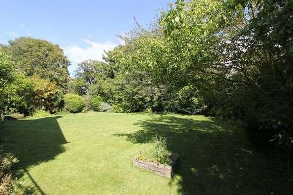 2&nbsp;Bedroom&nbsp;Detached