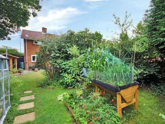 3 Bedroom Semi-Detac...