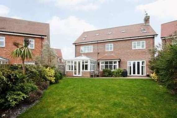 7 Bedroom Detached