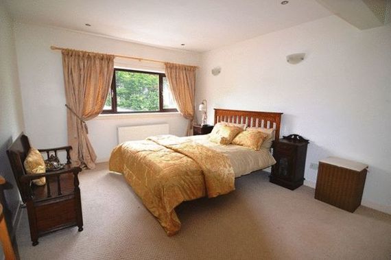 5 Bedroom Detached