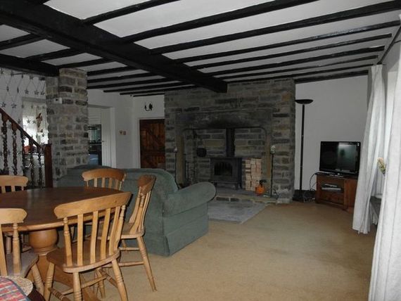 4&nbsp;Bedroom&nbsp;Semi-Detac...