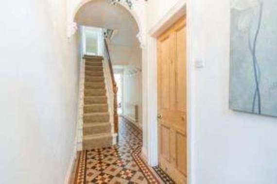 4 Bedroom Semi-Detac...