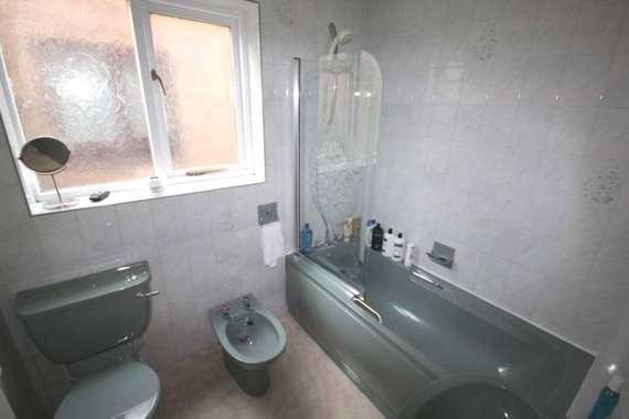 1 Bedroom House Shar...