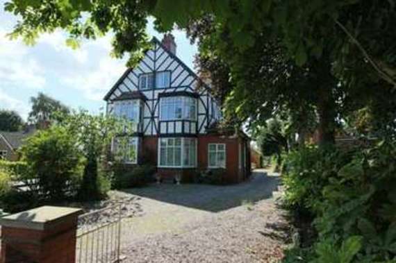 6&nbsp;Bedroom&nbsp;Semi-Detac...