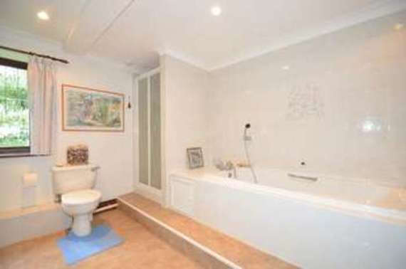 6 Bedroom Detached