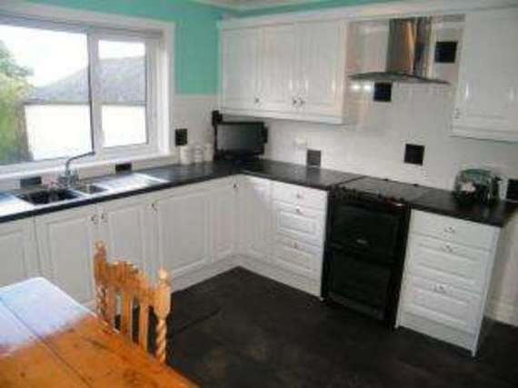 3 Bedroom Semi-Detac...