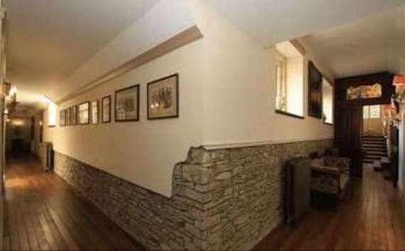 8&nbsp;Bedroom&nbsp;Detached