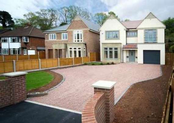 5&nbsp;Bedroom&nbsp;Detached