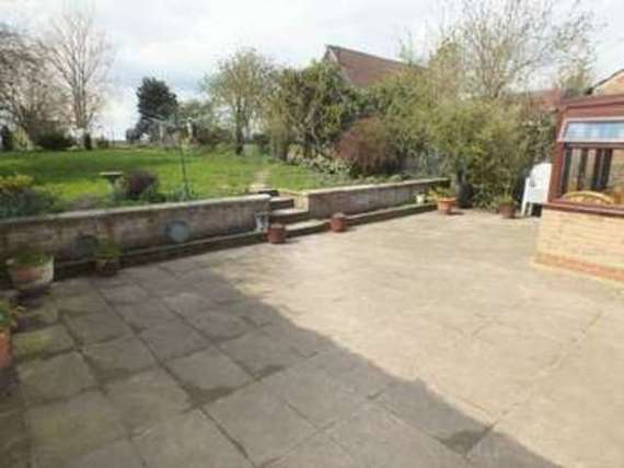 5&nbsp;Bedroom&nbsp;Detached