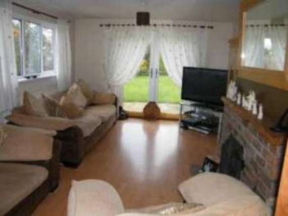 4 Bedroom Semi-Detac...