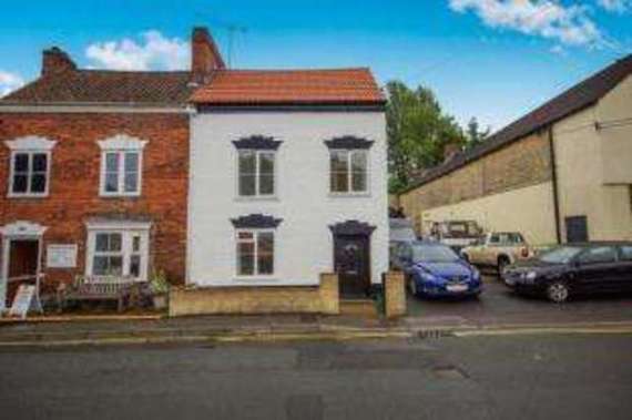 3 Bedroom End of Ter...