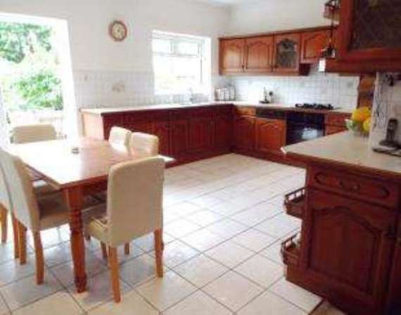 4&nbsp;Bedroom&nbsp;Semi-Detac...