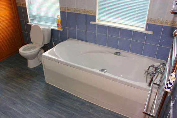 4 Bedroom End of Ter...