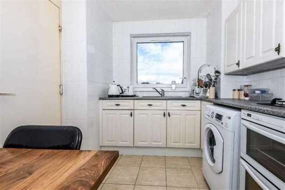 2 Bedroom Flat