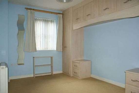 2 Bedroom Flat