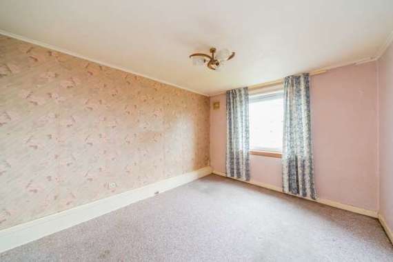 2 Bedroom Maisonette