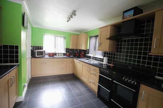 4&nbsp;Bedroom&nbsp;Detached