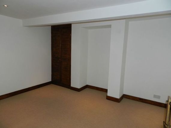 1 Bedroom Terraced