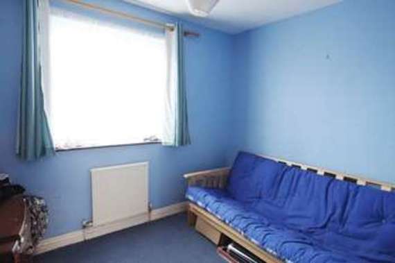 2 Bedroom Flat