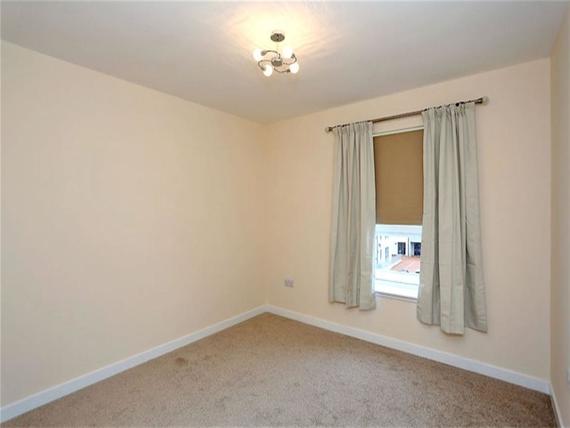 2 Bedroom Flat