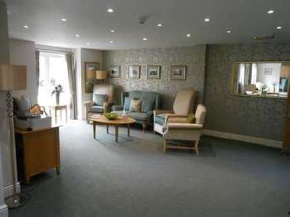 2 Bedroom Flat