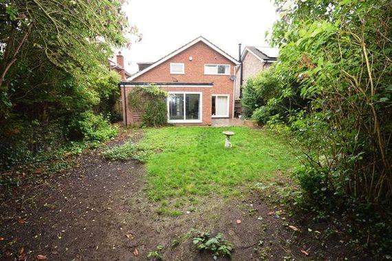 5&nbsp;Bedroom&nbsp;Detached