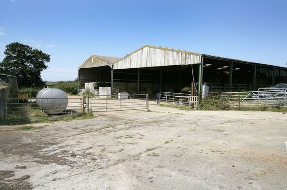 5&nbsp;Bedroom&nbsp;Detached