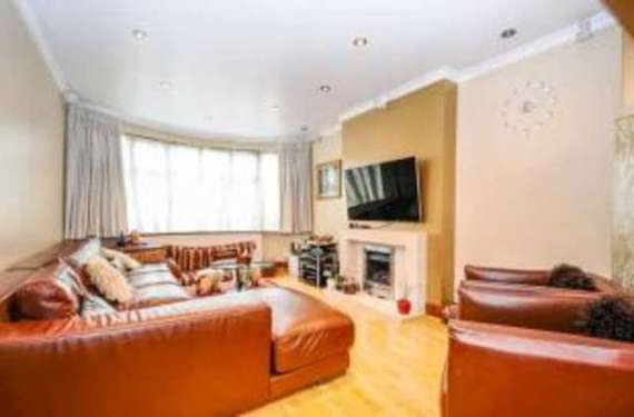 6&nbsp;Bedroom&nbsp;Detached