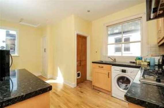 3 Bedroom Maisonette