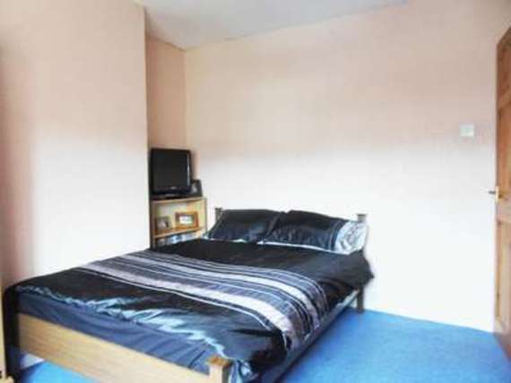 3 Bedroom Semi-Detac...