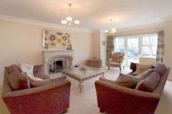 5 Bedroom Detached