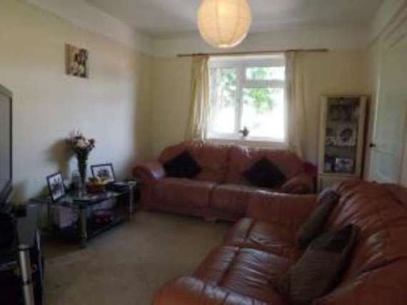 3 Bedroom Semi-Detac...
