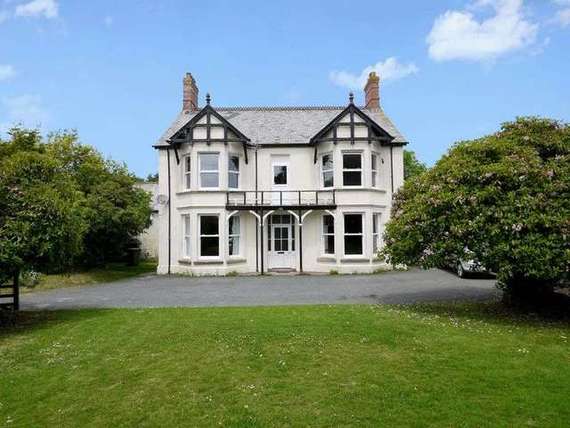 5&nbsp;Bedroom&nbsp;Detached