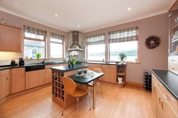 4&nbsp;Bedroom&nbsp;Detached V...