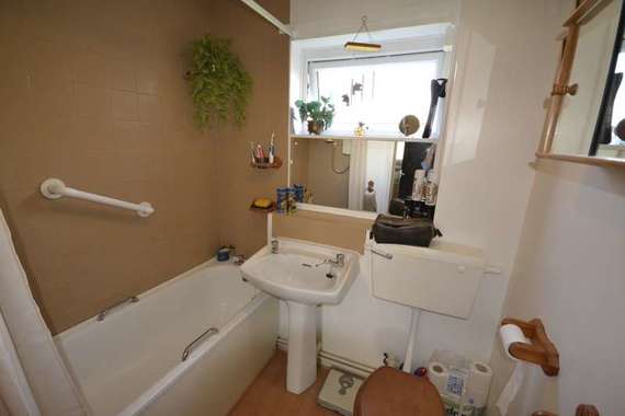 1 Bedroom Flat