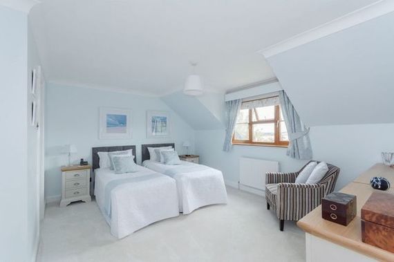 5&nbsp;Bedroom&nbsp;Detached