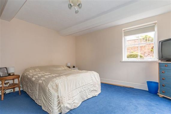 2&nbsp;Bedroom&nbsp;Detached