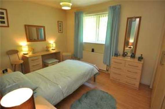 3 Bedroom Semi-Detac...