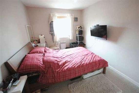 1 Bedroom Flat