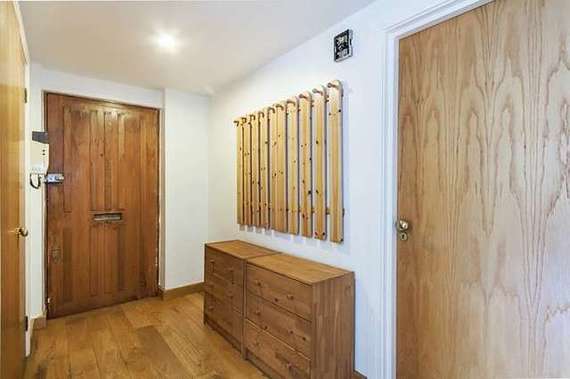 2 Bedroom Flat