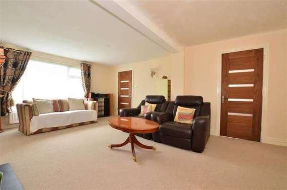 4&nbsp;Bedroom&nbsp;Semi-Detac...