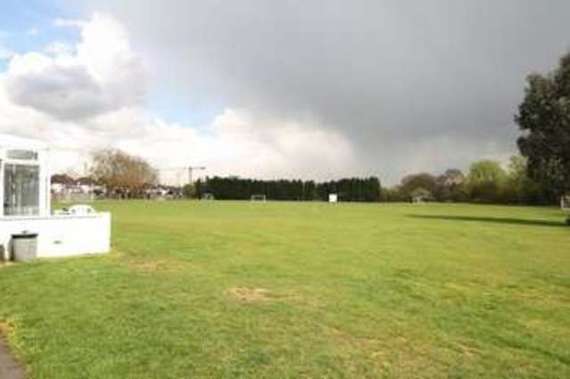 41 Weigall Road  Lee, SE12 8HF