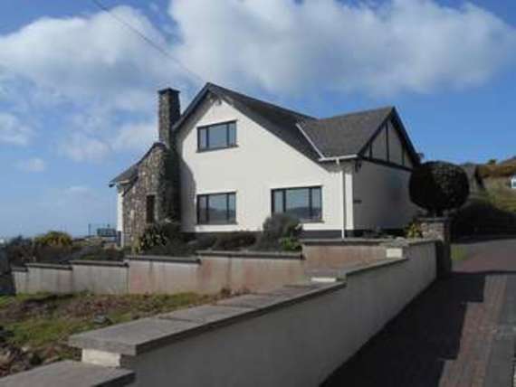 5 Bedroom Property