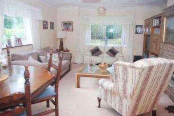 2 Bedroom Bungalow