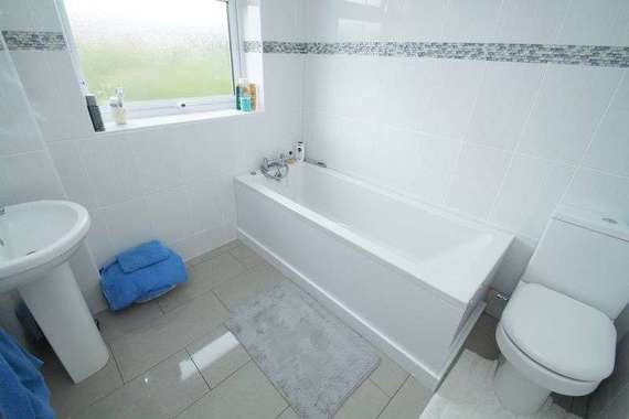 3 Bedroom Semi-Detac...