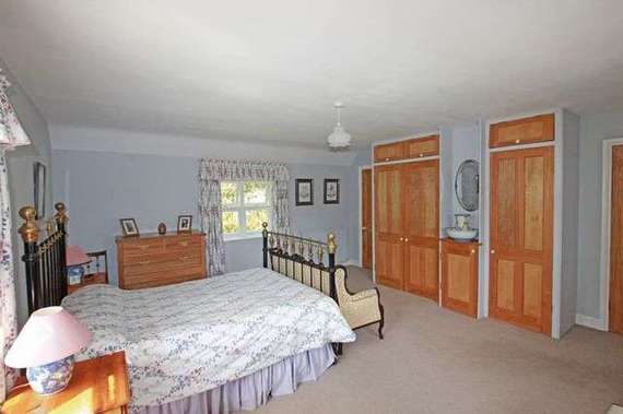 4&nbsp;Bedroom&nbsp;Detached